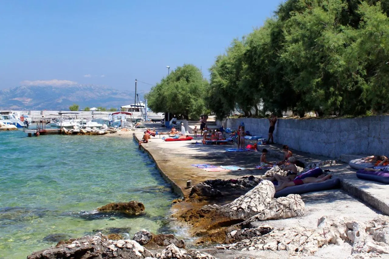 Apartments By The Sea Arbanija, Ciovo - 1085 Trogir
