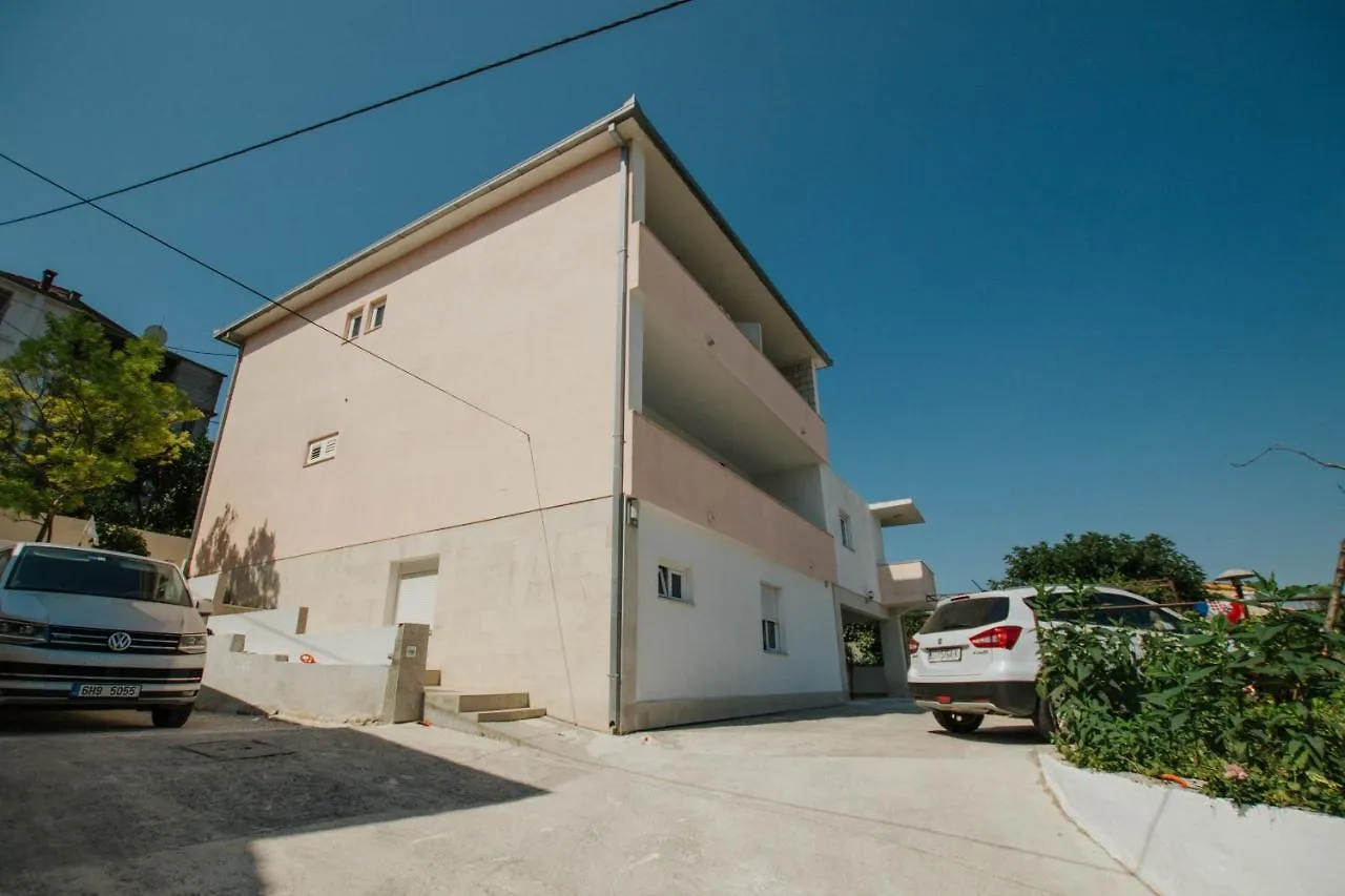 Apartments By The Sea Arbanija, Ciovo - 1085 Trogir Horvátország