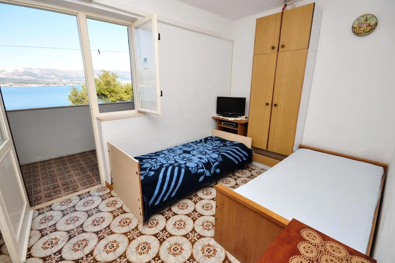 Apartments By The Sea Arbanija, Ciovo - 1085 Trogir